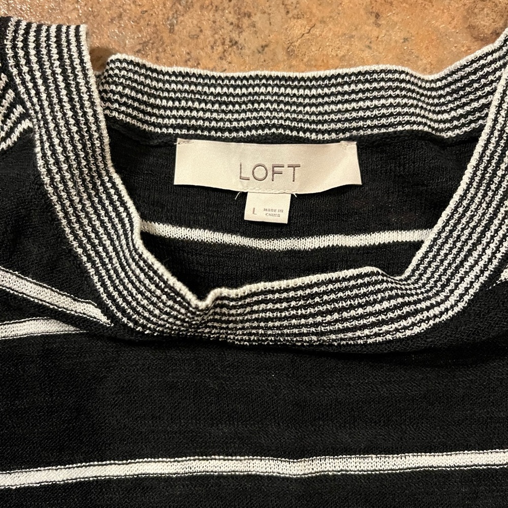 Loft Peekaboo ShoulderTop Size L‎ - Picture 6 of 8